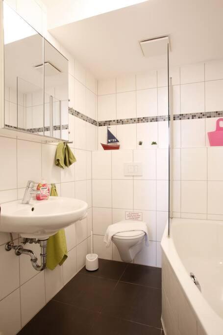 Apartment At Rostock - Pink Extérieur photo